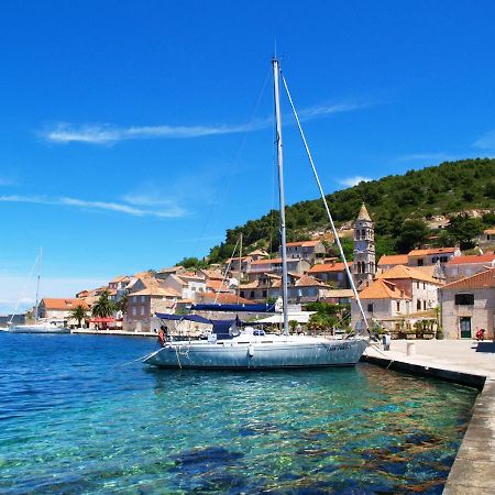 Apartman Uz More Vis Kültér fotó