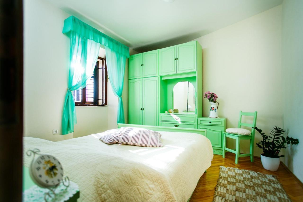 Apartman Uz More Vis Kültér fotó